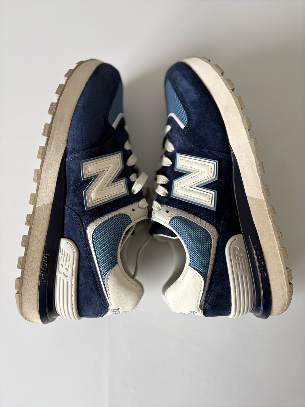New Balance 574 Legacy Men’s Size 9 Navy Blue Suede Mesh Sneakers U574LGVC - Picture 9 of 9